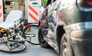 accident entre voiture et vélo